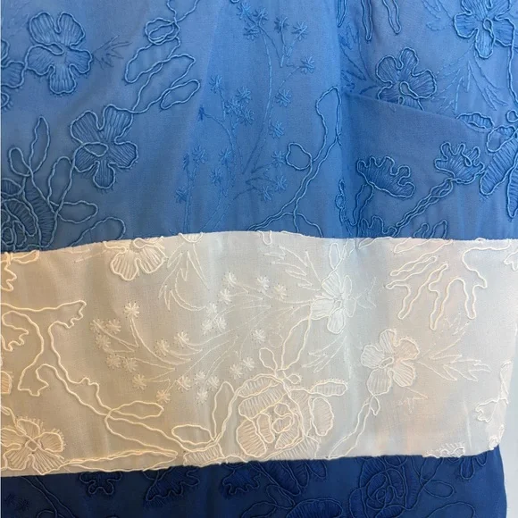 Gianni Bini Blue and White Colorblock Maxi Dress NWT Size 12 - Picture 4 of 10